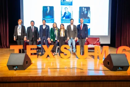 TEXSUM’6 etkinliğinde tekstil sektörünün geleceği ve dijital dönüşümü konuşuldu.